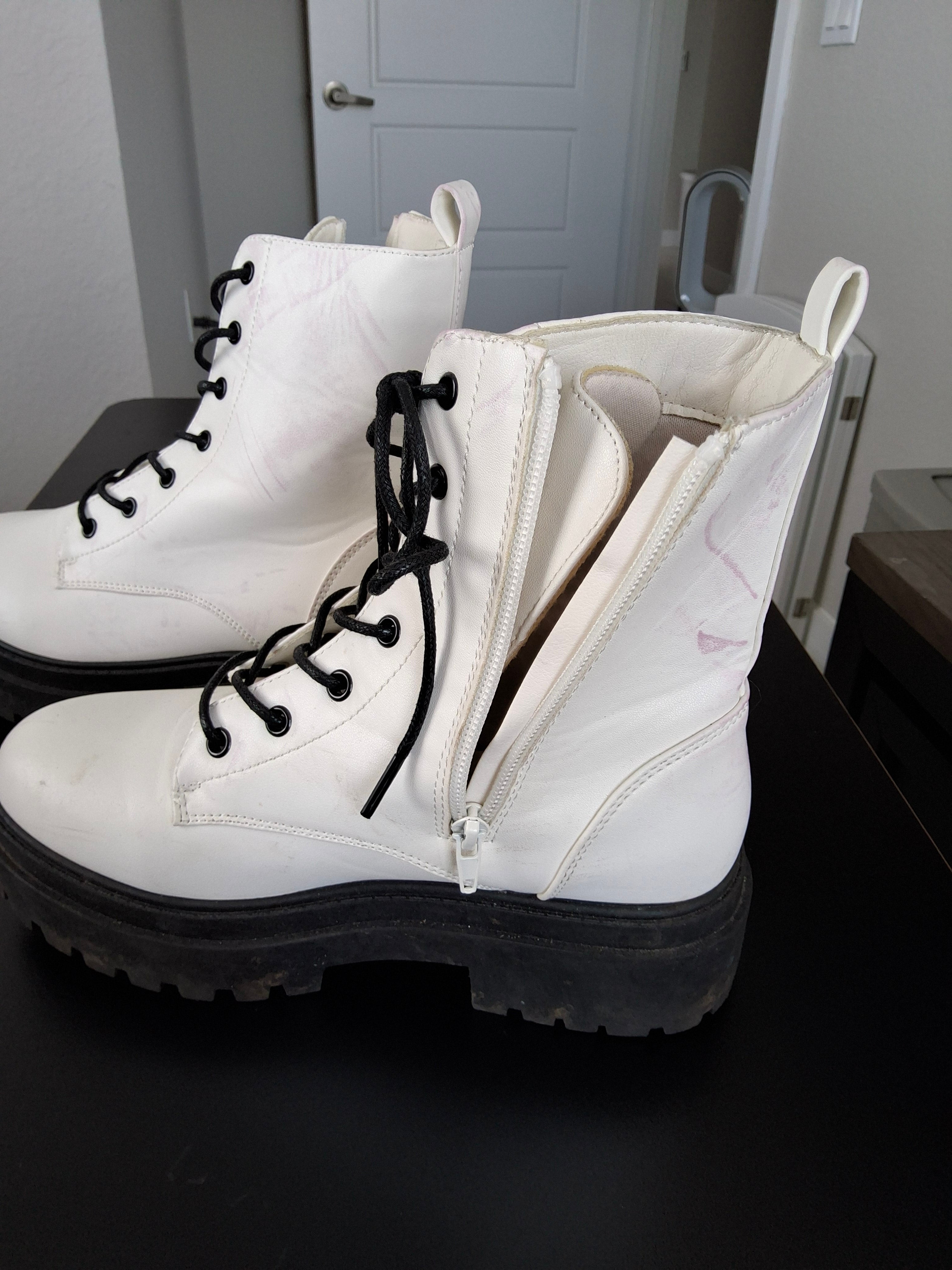 White Combat Boots with side zipper Size 6