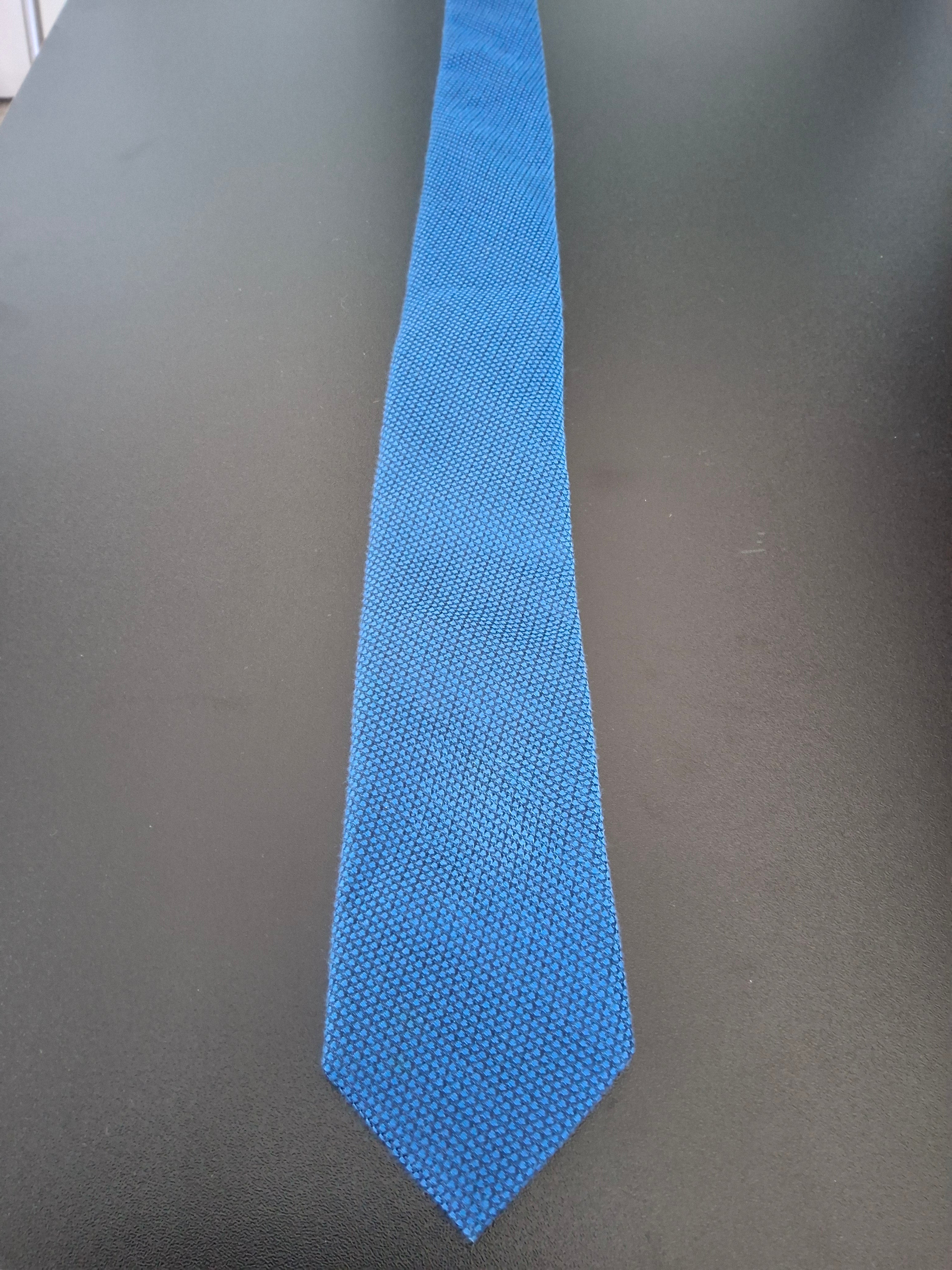 Perry Ellis Mens Tie in Blue