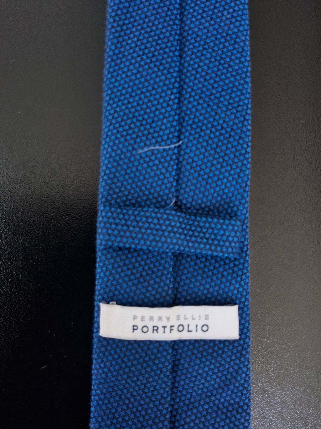 Perry Ellis Mens Tie in Blue